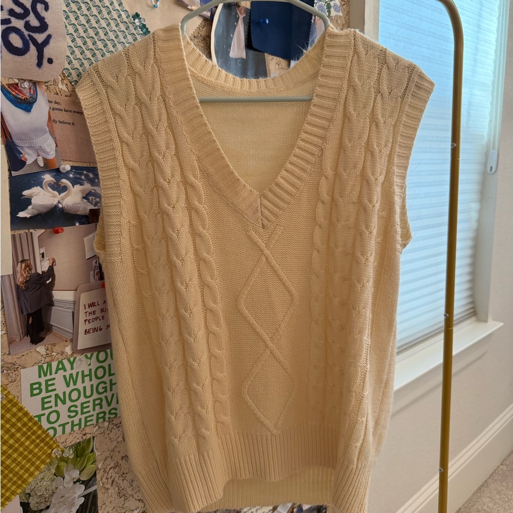 Cream Cable Knit Sleeveless Sweater Vest